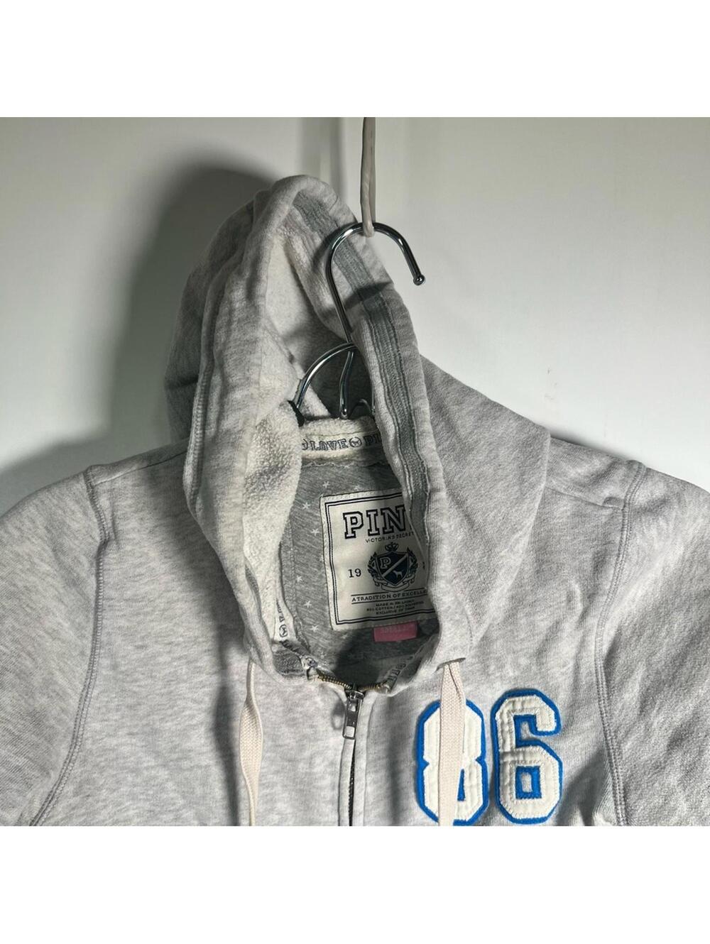 PINK Victoria's Secret Fitted Gray Zippered Hoodie - Picture 5 of 9